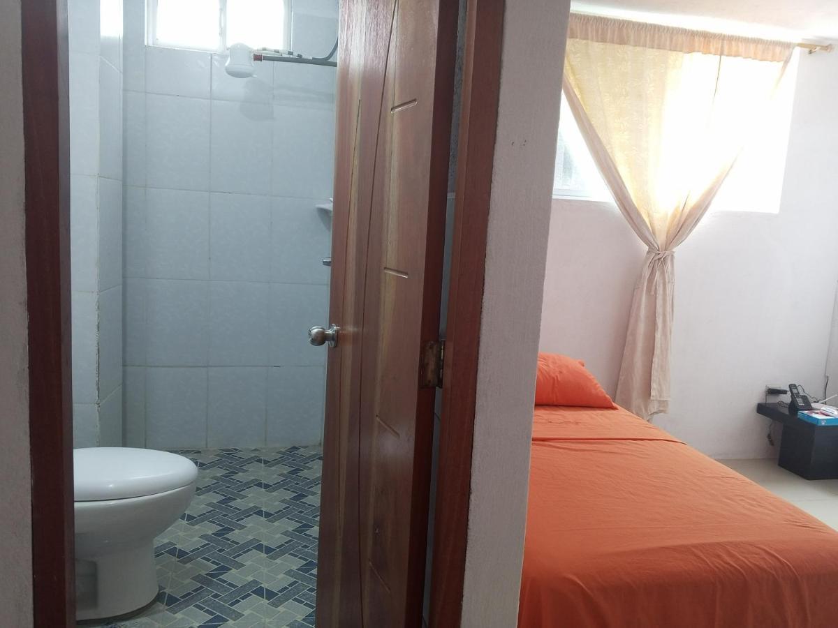 Pelican Tours Apartment Puerto Baquerizo Moreno Ngoại thất bức ảnh